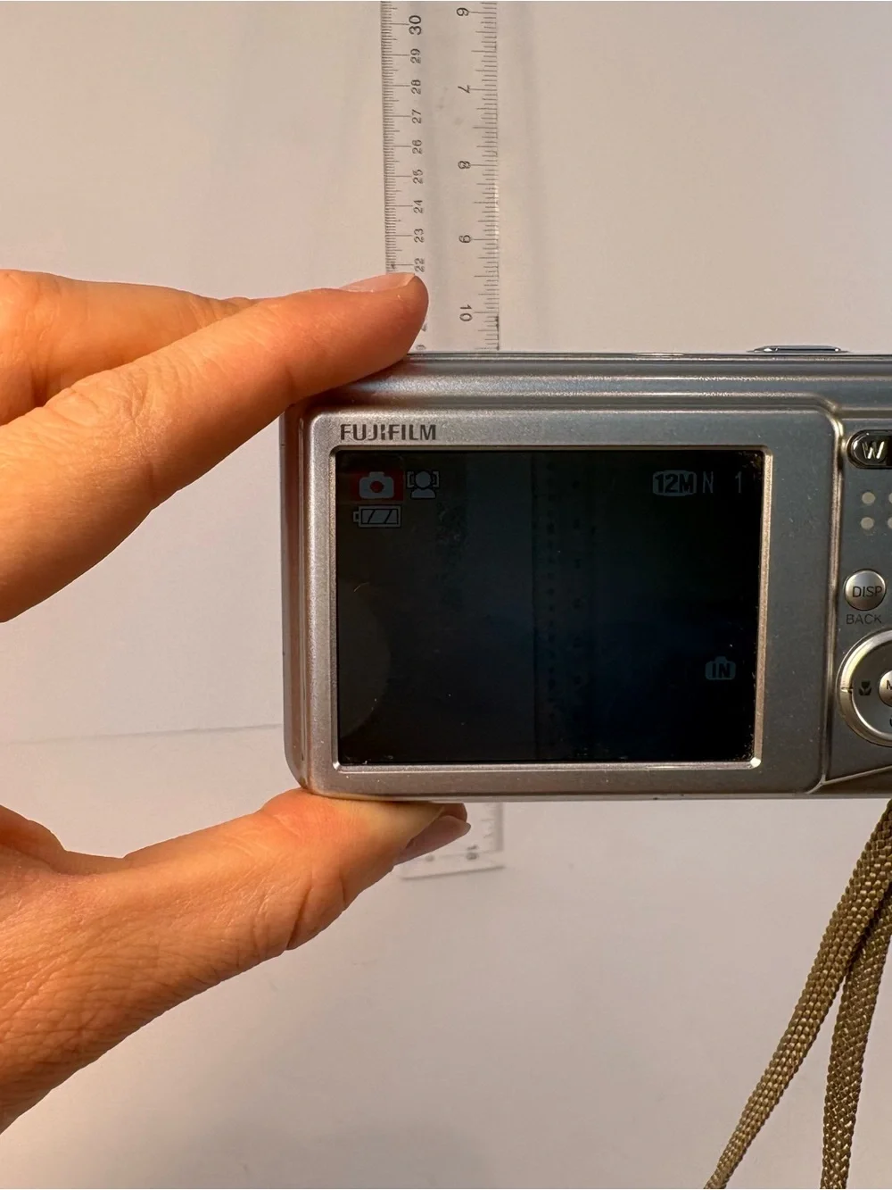 Fujifilm Digital Camera FinePix A220 12.2MP Silver Tested